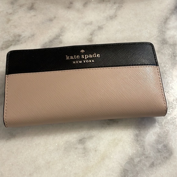 Kate Spade 3 pc set, backpack with wallet and card holder - Picture 5 of 15